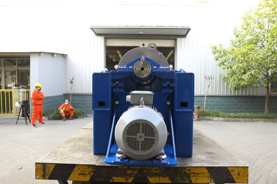 acheter Centrifuge décanteur biphasé de 650 mm de diamètre ​​Entraînements VFD écoénergétiques, 25 % d'économies d'énergie, SS316L/SS2205​​ Résistance à la corrosion chimique​​ online manufacture