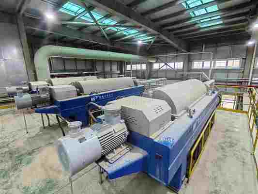 Buy ​​Compact Oil Sludge Decanter Centrifuge: 1m³/h Capacity, 3500G Force​​ online manufacture